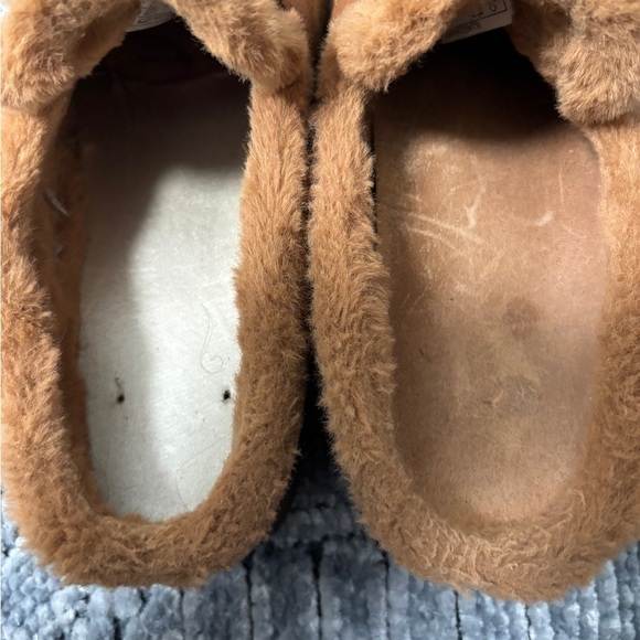 Vionic Womens Kailen Faux Fur Brown Mules Size 6-1/2. Missing one insole. - Picture 6 of 7